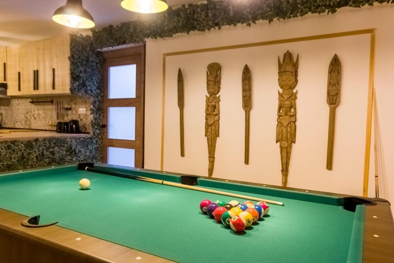 Santo - Coworking - Coliving - Madrid Hostel Buitenkant foto