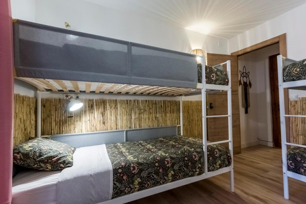 Santo - Coworking - Coliving - Madrid Hostel Buitenkant foto