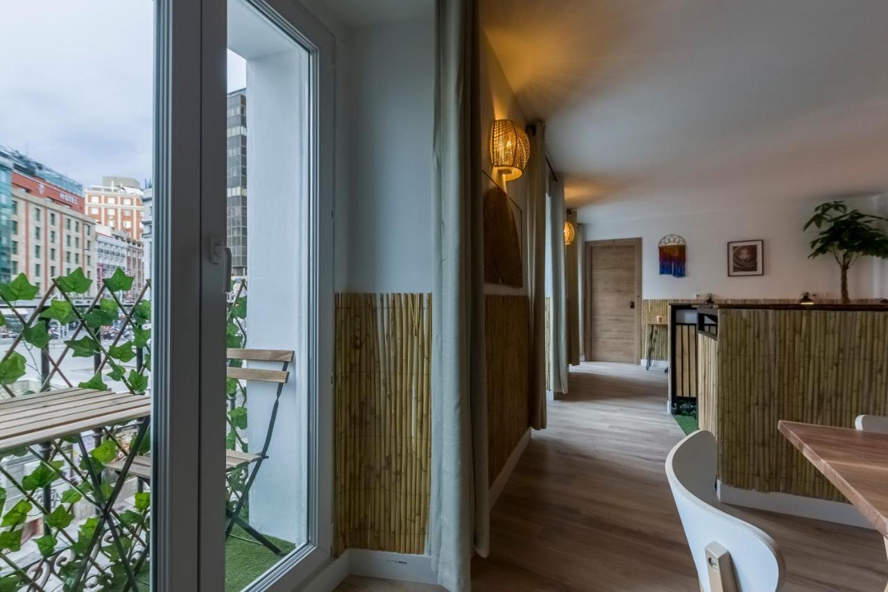 Santo - Coworking - Coliving - Madrid Hostel Buitenkant foto